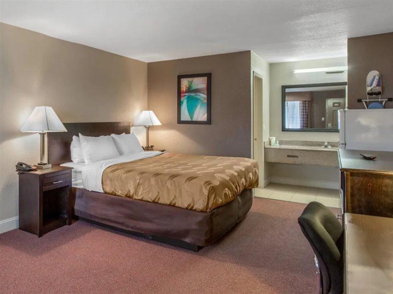 Quality Inn And Suites Port Arthur Nederland Exteriér fotografie