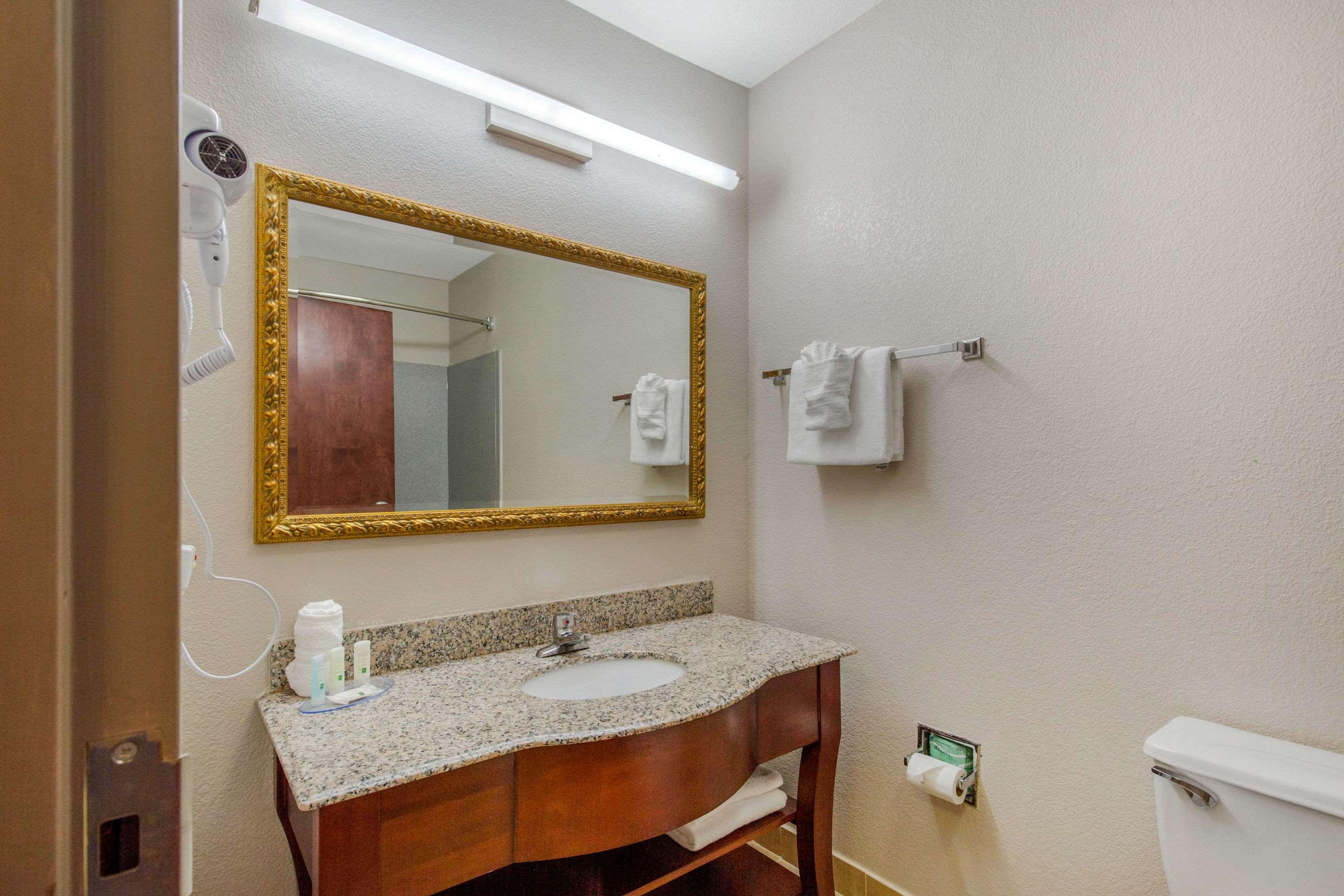 Quality Inn And Suites Port Arthur Nederland Exteriér fotografie
