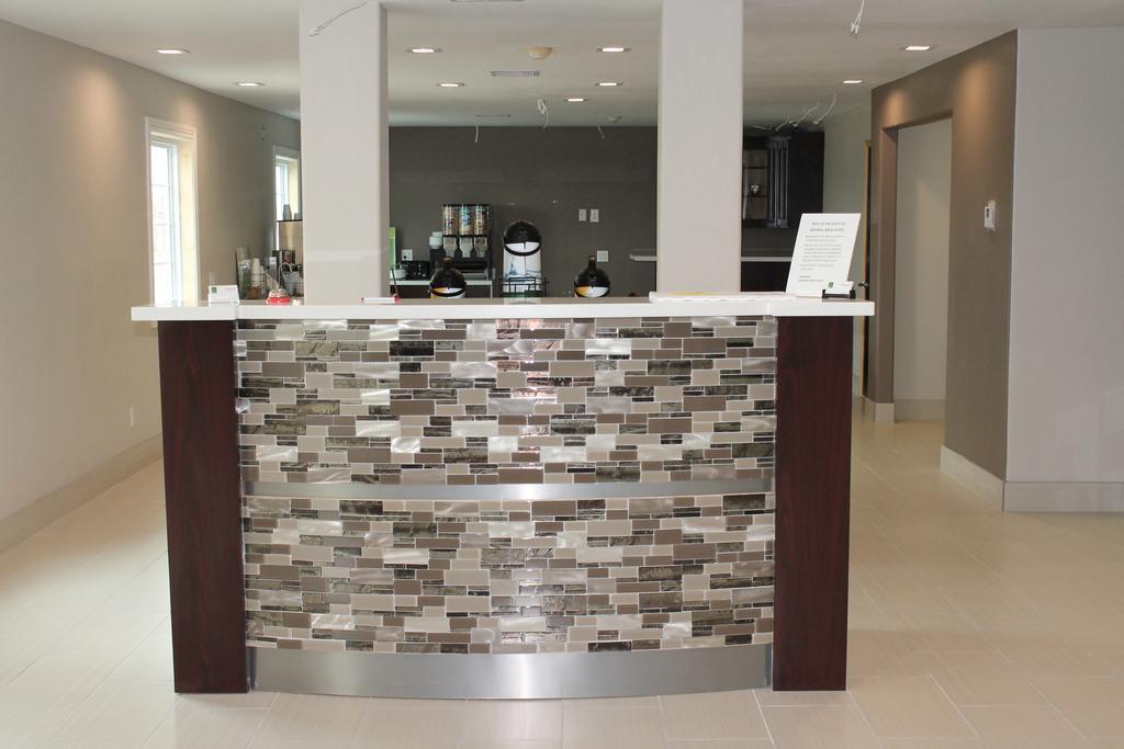 Quality Inn And Suites Port Arthur Nederland Exteriér fotografie